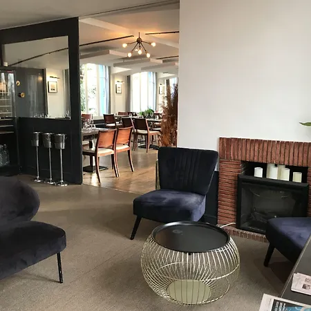 Hotell Logis & Restaurant - Les Bords De Seine