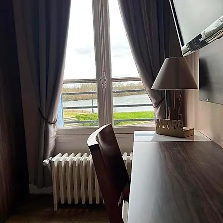 Logis Hôtel&restaurant - Les Bords De Seine 4* La Roche-Guyon