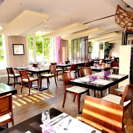 فندق Logis & Restaurant - Les Bords De Seine لاروش غويون