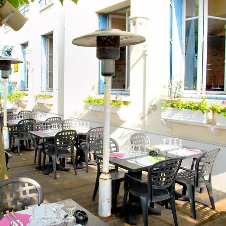Logis & Restaurant - Les Bords De Seine فندق لاروش غويون